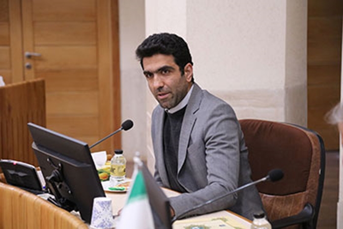 آقای دکتر احسان رئیسی
